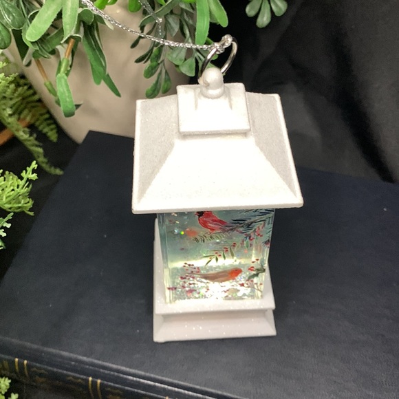 Beautiful GANZ led light up bird house shimmering glittery Christmas ornament - Picture 3 of 9